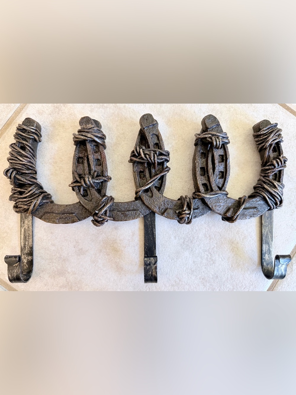Rustic Ranch Style Horseshoe
Wall Hooks - Picture 3 of 14